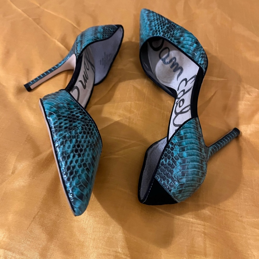 Sam Edelman Women's Blue Snake Print Heels